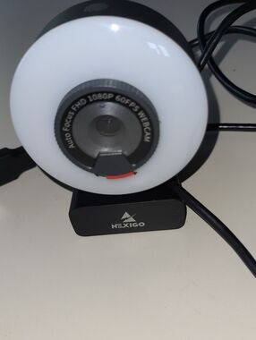 Nexigo 1080p 60FPS Autofocus Webcam with White Ring Light